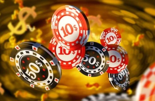 Pengguna meninjau 5sim lewat ponsel